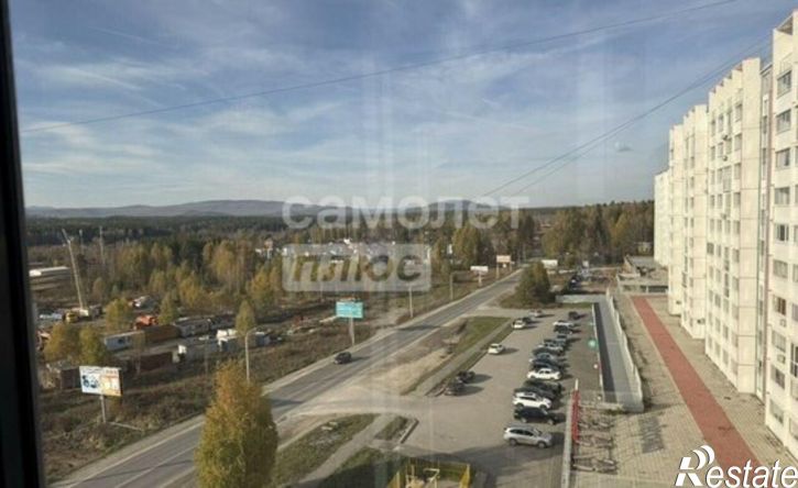3-комн квартира проспект Макеева, 80