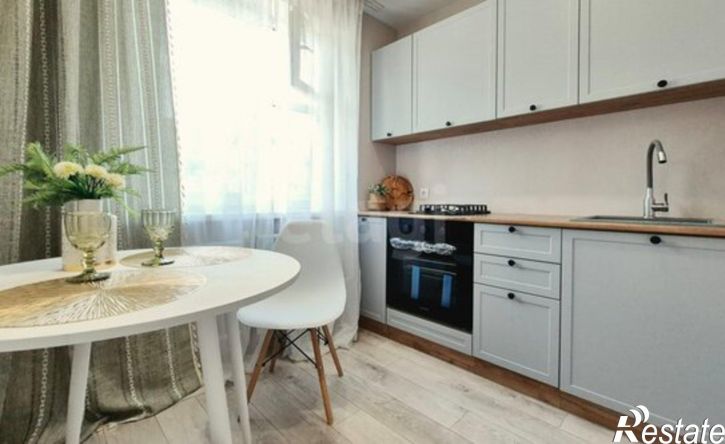 2-комн квартира ул 8 Марта, 173,  д. 173