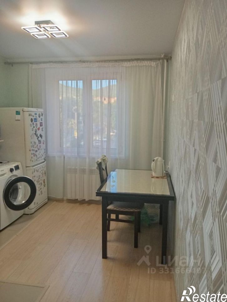 2-комн квартира ул Инструментальщиков, 1,  д. 1