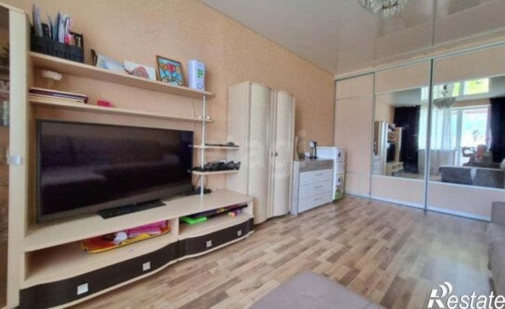 2-комн квартира ул Колесова, 11,  д. 11
