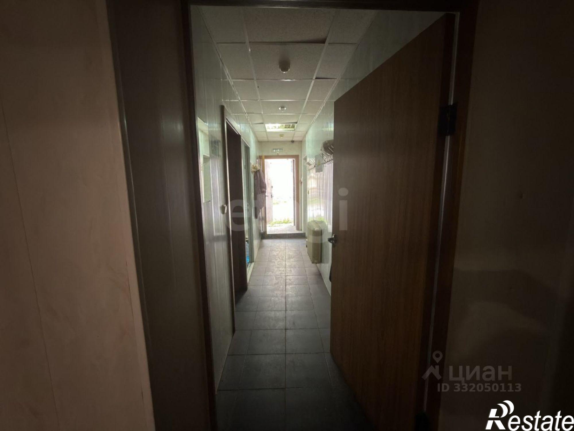 Купить торговое помещение за 17 000 200 рублей на ул Гвардейская, 7