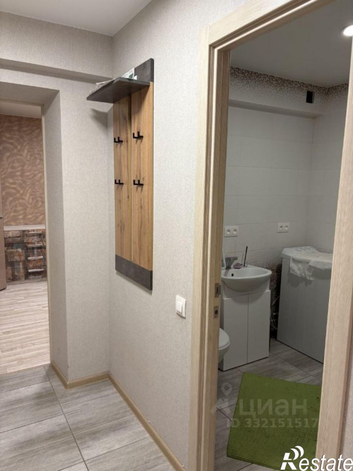 2-комн квартира пр-кт Автозаводцев, 65А,  д. 65А