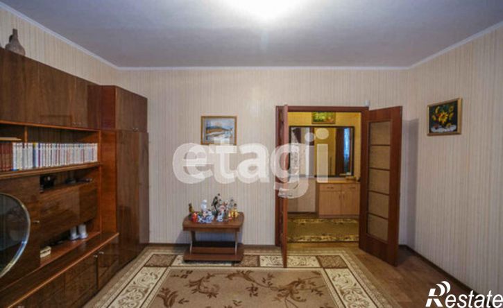 4-комн квартира пр-кт Октября, 66,  д. 66