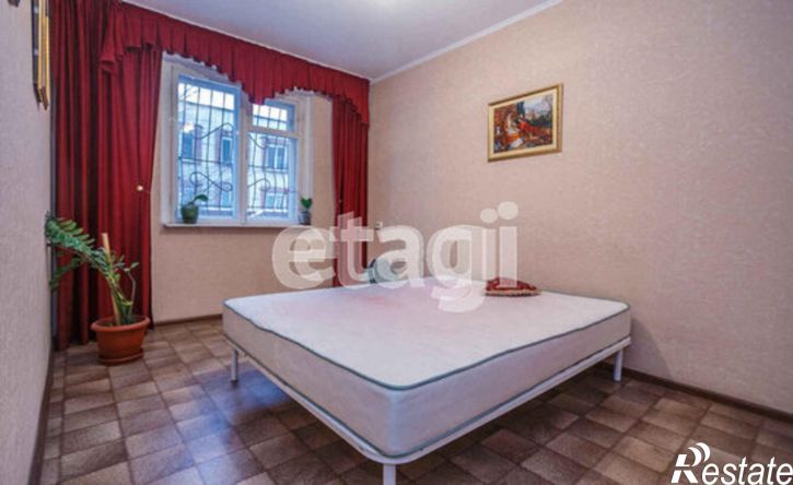4-комн квартира пр-кт Октября, 66,  д. 66