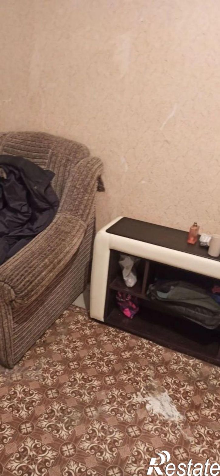 Комната ул 8 Июля, 12,  д. 12