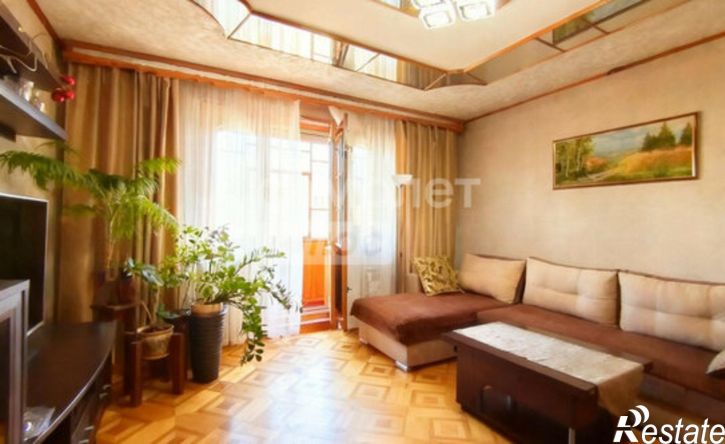 4-комн квартира пр-кт Макеева, 42,  д. 42