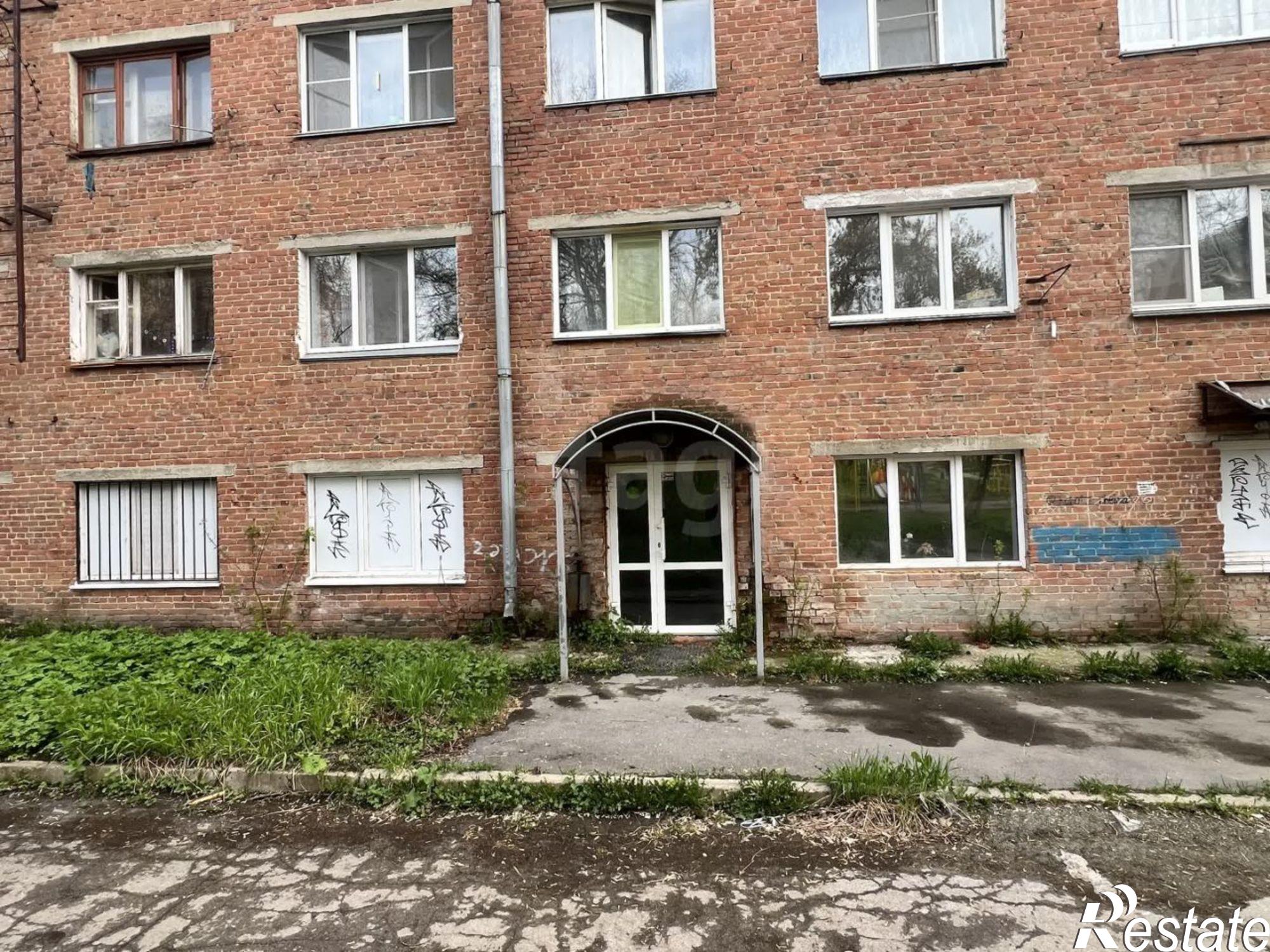 Купить торговое помещение за 5 400 030 рублей на ул Менделеева, 23