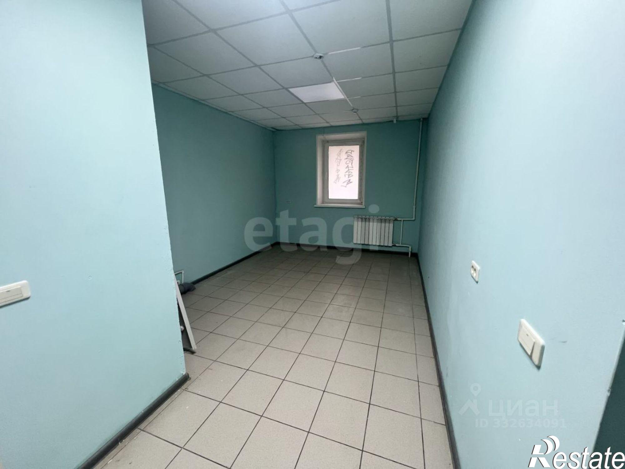 Купить торговое помещение за 5 400 030 рублей на ул Менделеева, 23