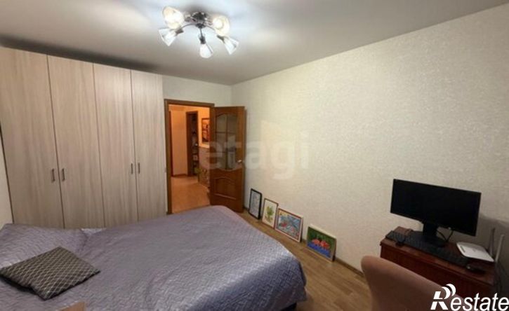 3-комн квартира б-р Полетаева, 3,  д. 3