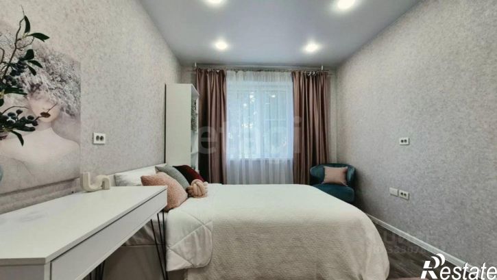 4-комн квартира ул Степана Разина, 8,  д. 8