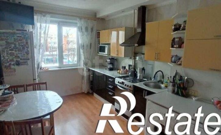 3-комн квартира улица Жуковского, 3,  д. 3