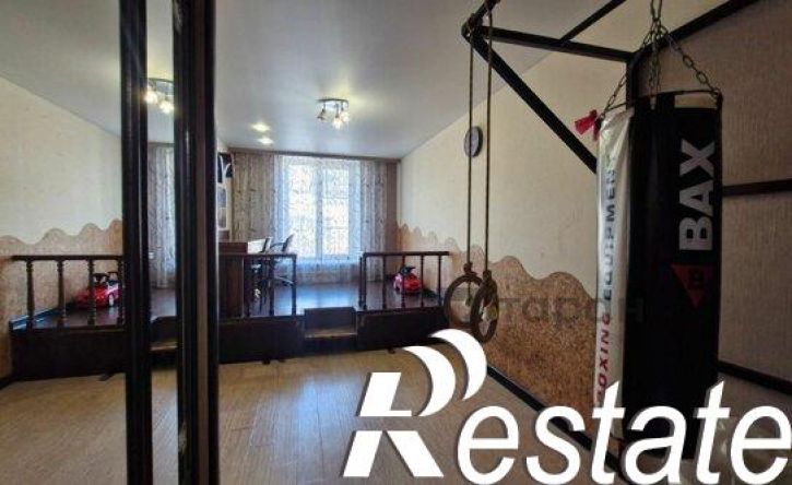 3-комн квартира проспект Автозаводцев, 26,  д. 26
