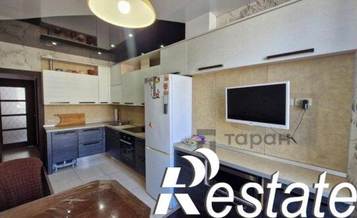 3-комн квартира проспект Автозаводцев, 26,  д. 26