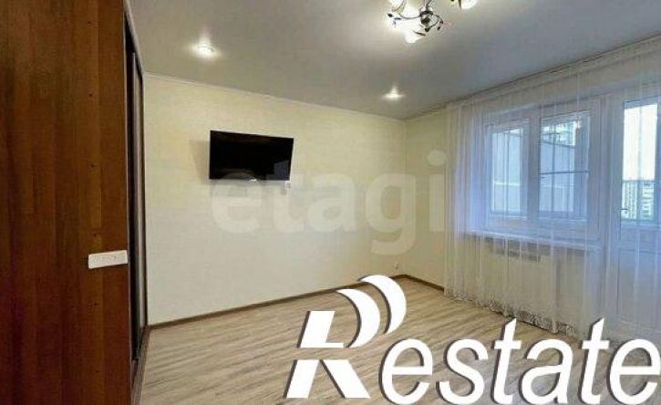2-комн квартира проспект Октября, 61,  д. 61