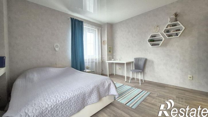 3-комн квартира улица 8 Июля, 24,  д. 24