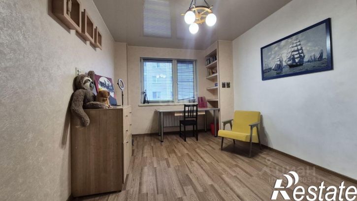 3-комн квартира улица 8 Июля, 24,  д. 24