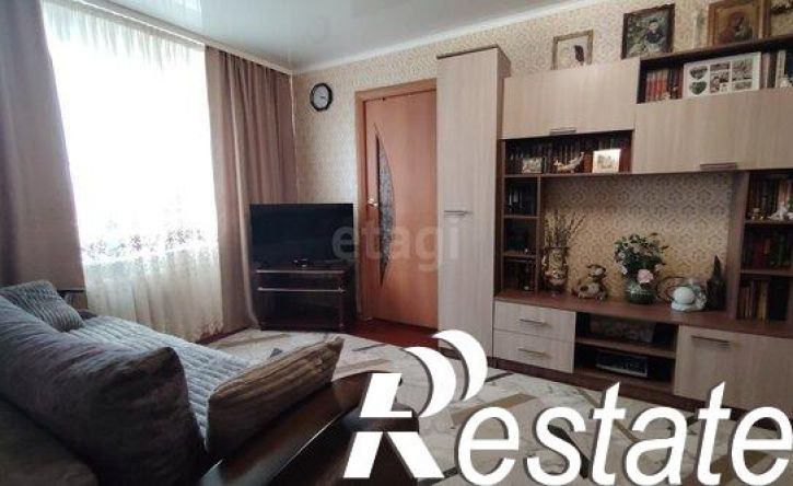 3-комн квартира улица 60 лет Октября, 22,  д. 22