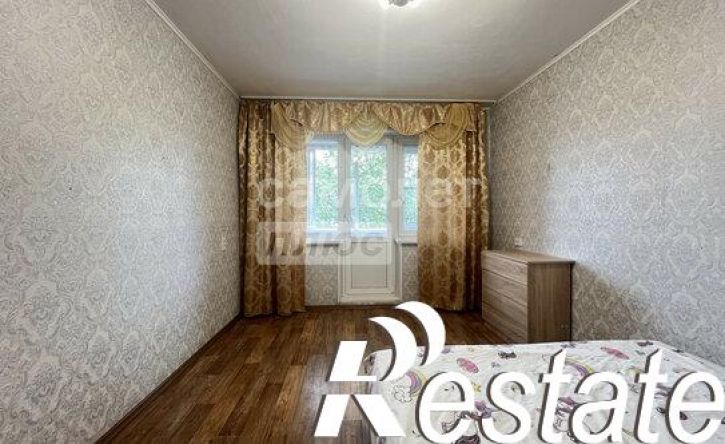 2-комн квартира улица Попова, 19,  д. 19