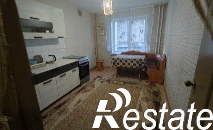 4-комн квартира улица 60 лет Октября, 4,  д. 4