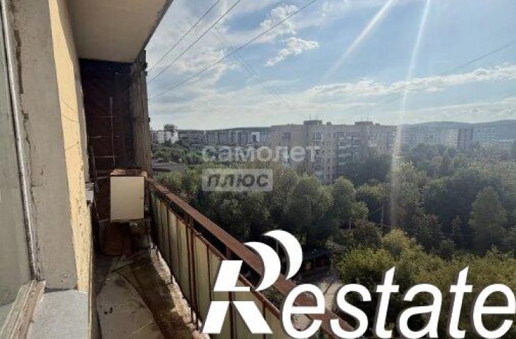 3-комн квартира проспект Октября, 12,  д. 12