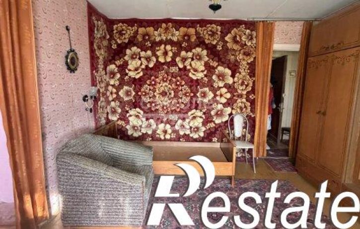 3-комн квартира проспект Октября, 12,  д. 12