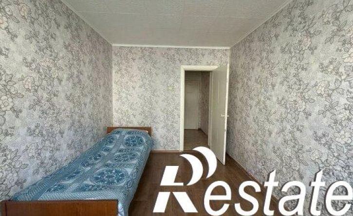 2-комн квартира улица 60 лет Октября, 5,  д. 5