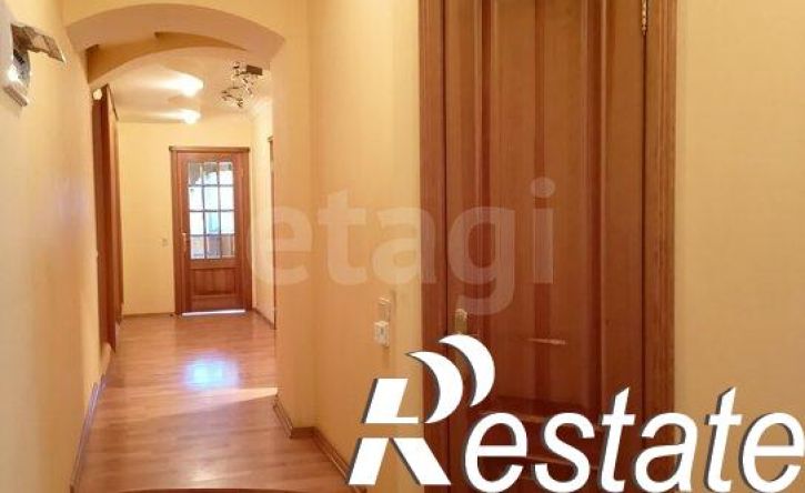 4-комн квартира проспект Октября, 12А,  д. 12А